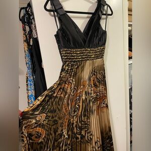 Aspeed Black and Brown Patterned Elegant Dress